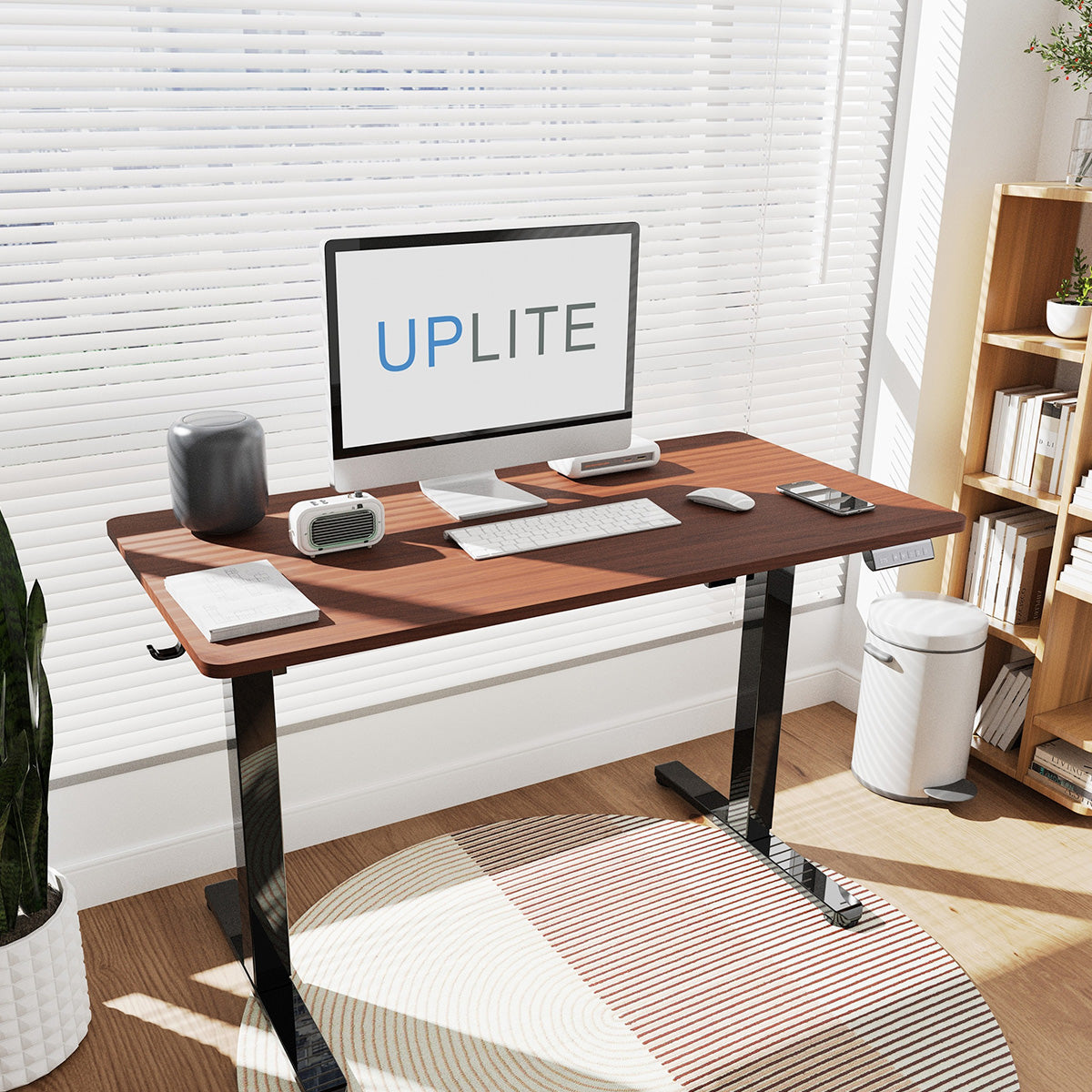 Bureau assis-debout électrique à un moteur Uplite, réglable en hauteur – Plateau réglable en hauteur